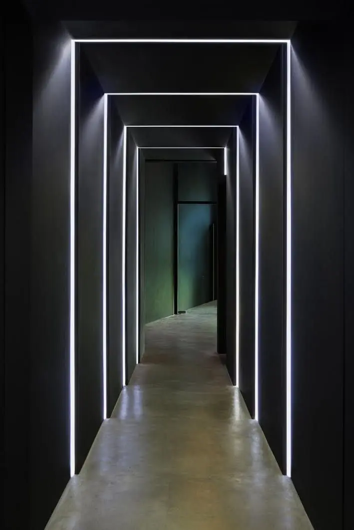 MC Lighting gallery image 4